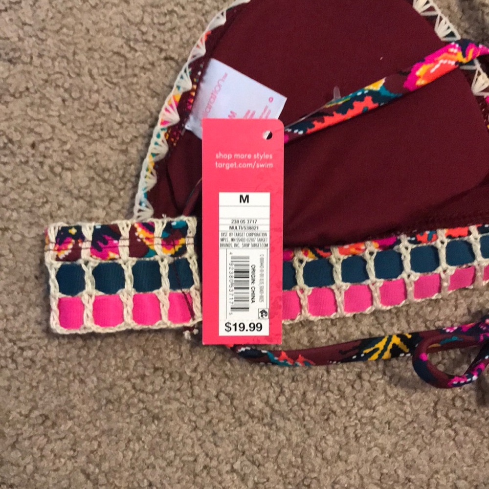Patterned Bikini - Picture 4 of 4